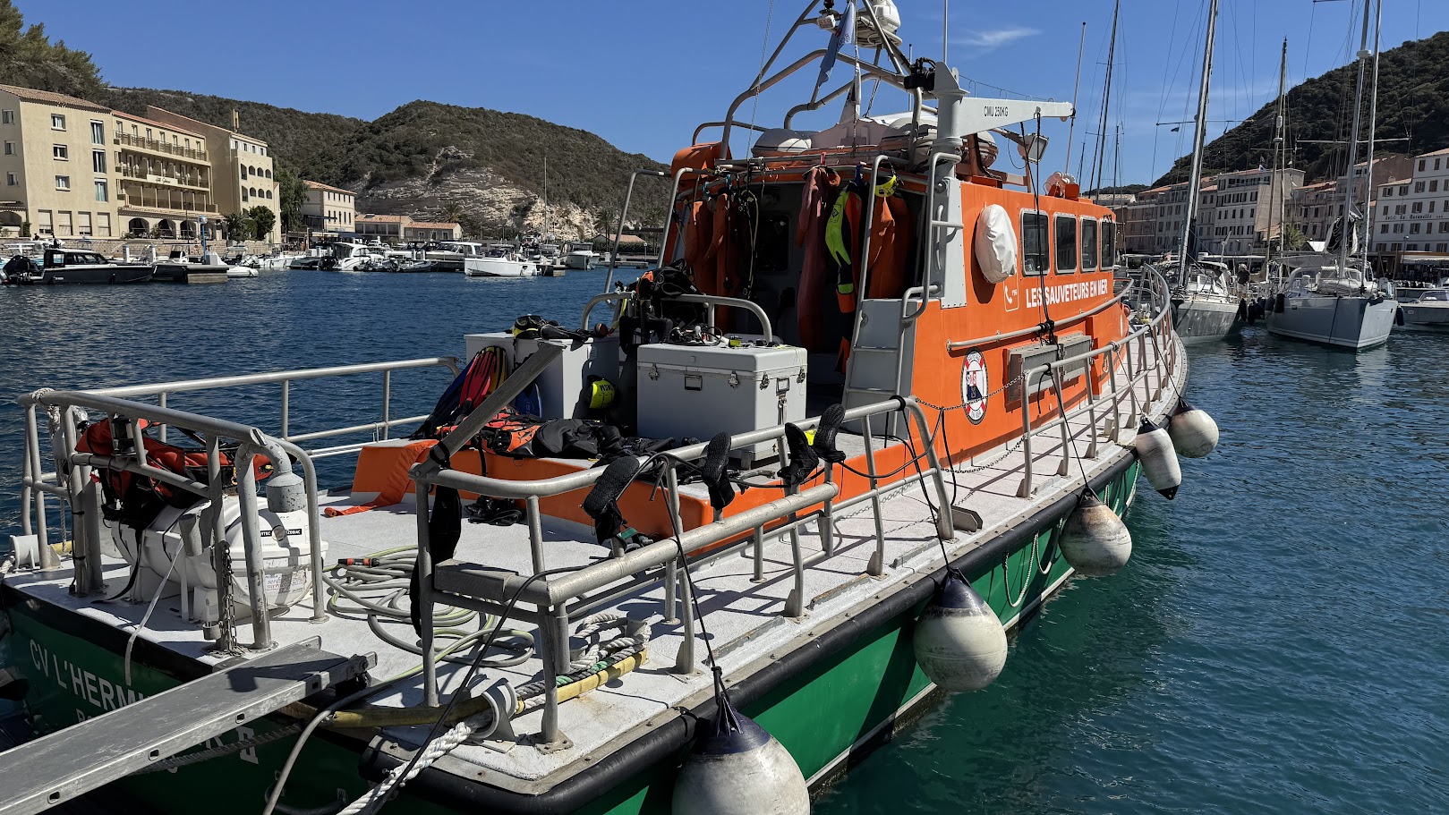 Maritime Sicherheit und Qualifikation